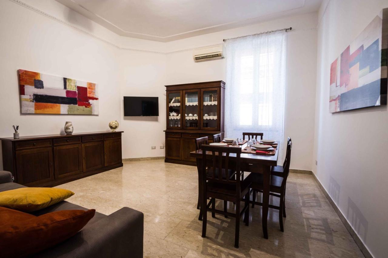 Casa Rossana, Rome